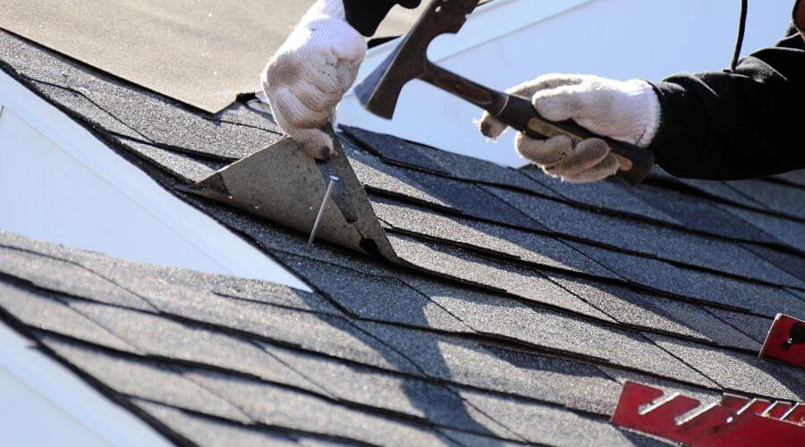 Professional gutter cleaning in Cornwall, CT